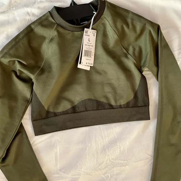 Ivy Park CROP TOP 2.0 - Picture 4 of 5